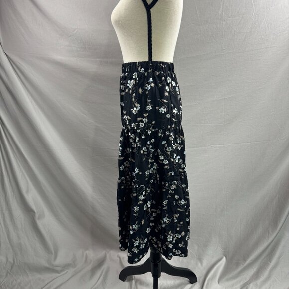 Black Frenchy Ditsy Floral Midi Skirt - Picture 7 of 9